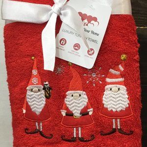 Beautiful Christmas Hand Towels. Red 3 Santa's 0657